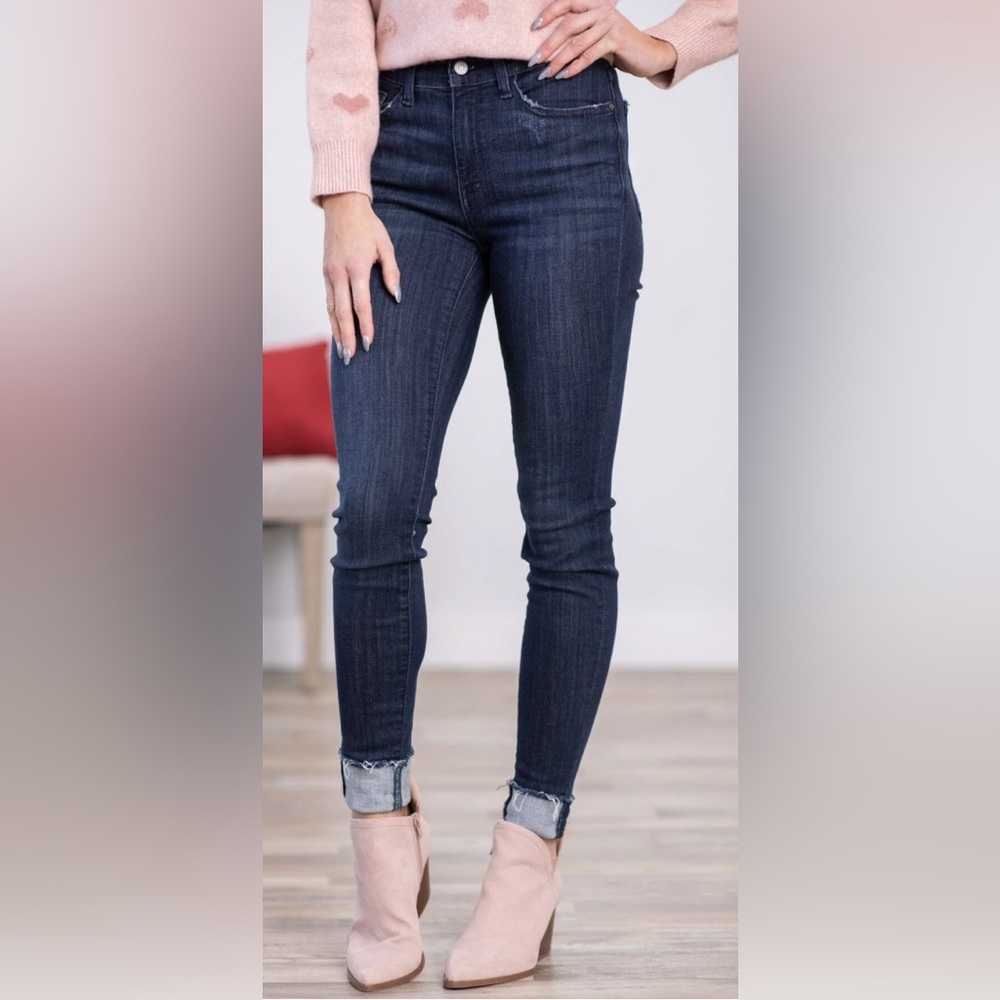 Showing off judy blue cuffed jeans